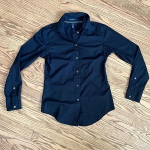 GAP fitted dress shirt